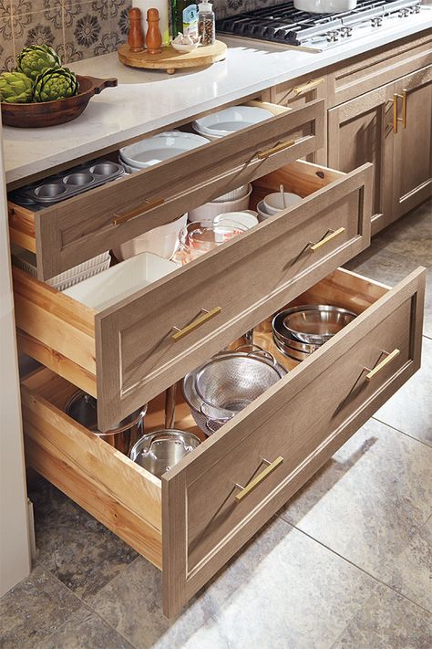 Thomasville Cabinets, Thomasville Cabinetry, Kitchen Base Cabinets, Kitchen Cabinet Drawers, Kitchen Drawer Organization, Kitchen Cabinet Organization, Pantry Design, Kitchen Redo, Kitchen Cabinet Design