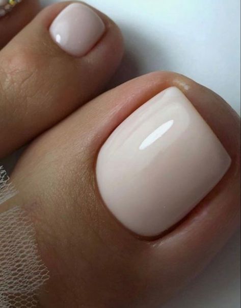 Neutral Gel Pedicure, Pearl Toenail Polish, Pedicure Ideas For Bride, Pedicure Colors Neutral, Toenail Polish Neutral, Bridesmaid Toenails Neutral, Neutral Toenail Color, Soft White Pedicure, Natural Toenails Pedicure