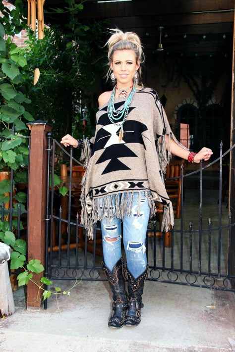 Southwestern Womens Clothing, Native Outfits Modern, Boho Western Womens Clothing, Boho Cowboy Boots, Cowboy Woman Outfits, Boho Cowgirl Style Western Chic Plus Size, Cowgirl Attire For Women, Western Style Clothing For Women, Over 50 Western Fashion