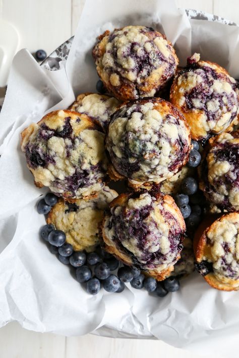 Blueberry Crumble Muffins - Country Cleaver Blueberry Crumble Muffins, Muffins For Breakfast, Crumble Muffins, Blueberry Crumble, Easy Blueberry, Blueberry Muffins, Muffin Tin, Walk Out, Mixing Bowls