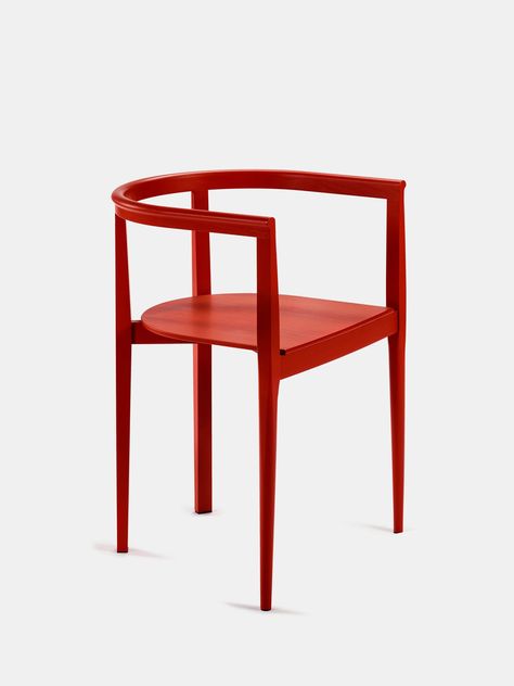 Ann Demeulemeester x Serax — Chair Élé — Ann Demeulemeester x Serax Furniture | Artilleriet Arm Structure, Bauhaus Chair, Metal Furniture Design, Cocktail Chair, Red Chair, Perfect Chair, Indoor Chairs, Curved Back, Stool Chair