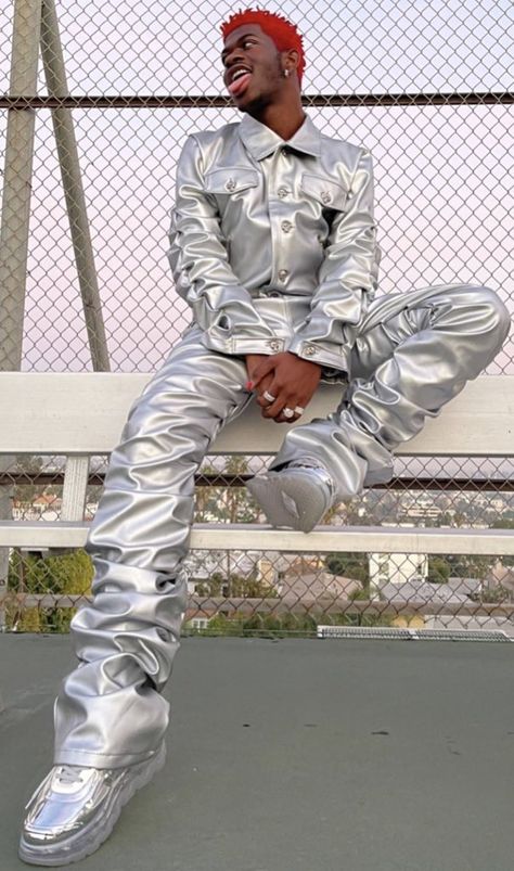 Metallic Men Outfit, Chrome Outfits Men, Silver Outfits Men, Silver Outfit Men, Futuristic Outfit Men, Chrome Outfits, Disco Outfit Men, Chrome Shoes, Chrome Fashion