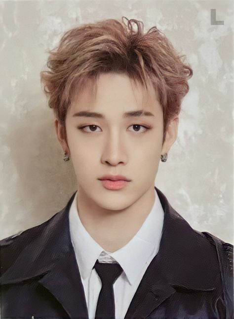 Fay. on Twitter: "LOVESTAY ID PICTURES HD SCANS ❣ [ For wallpaper and journal purposes only! ] CREDITS TO THE RIGHTFUL OWNER… " Bangchan Detective, Bang Christopher Chan, Straykids Bangchan, Fandom Kpop, Id Photo, Christopher Chan, Stray Kids Chan, Celebrity Look Alike, Chris Chan