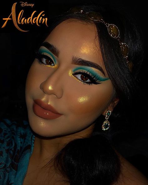 Princess Jasmine Hair, Princess Jasmine Makeup, Jasmine Makeup, Jasmine Halloween Costume, Disney Inspired Makeup, Disney Princess Makeup, Jasmine Hair, Princess Jasmine Costume, Halloween Make-up Looks