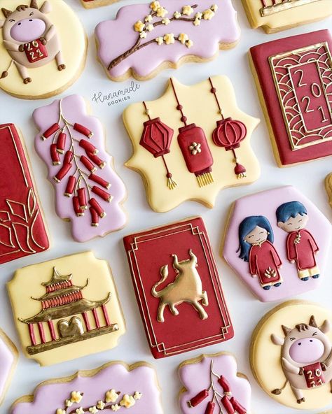 Hanamade Cookies (@hanamade.cookies) posted on Instagram: “These festive Lunar New Year cookies were such a nice break from Valentine’s cookie madness this week! . . . . . . . . . . . . . . . . . .…” • Feb 9, 2021 at 3:19pm UTC Chinese New Year Dragon Cookies Decorated, Lunar New Year Cookies Decorated, Lunar New Year Treats, Chinese New Year Cookies Decorated, Lunar New Year Decorations, Lunar New Year Cookies, Tet Nails, Lunar New Year Aesthetic, Lunar New Year Cake