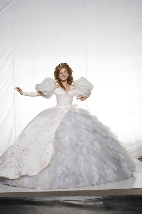 Enchanted Movie Dress, Giselle Enchanted Wedding Dress, Giselle Dress Enchanted, Enchanted Princess Dress, Enchanted Wedding Dress Disney, Giselle Enchanted Dress, Gisele Enchanted, Enchanted Giselle Dress, Enchanted Costume