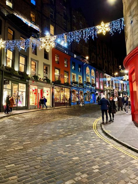 Scotland's Scenery | Victoria Street in Edinburgh. | Facebook Edinburgh, Scotland