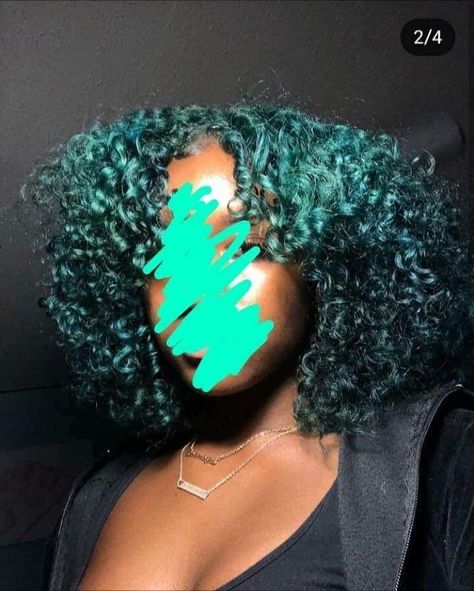 turquoise hair Hair Tips Dyed, Mocha Hair, Hair Dye Tips, Dyed Hair Inspiration, Dyed Natural Hair, Super Hair, Pretty Hair Color, Hair Laid, Natural Hair Tips