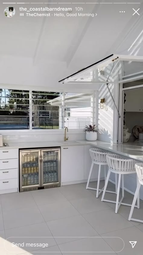 Kitchen Hamptons Style, Costal Farmhouse, Resort Backyard, Alfresco Ideas, Alfresco Kitchen, House Collage, Alfresco Designs, White Villa, Backyard Retaining Walls