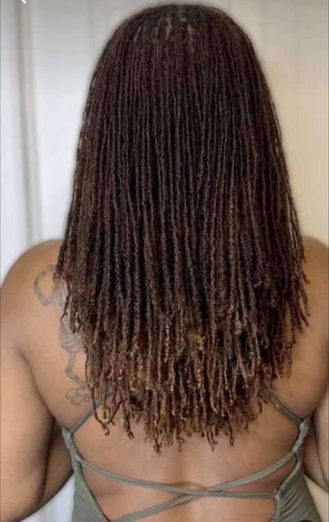 Sisterlocks Color Ideas, Small Microlocs, Small Locs Styles, Long Micro Locs, Long Microlocs, Small Dreadlocks, Long Sisterlocks, Microloc Extensions, Short Sisterlocks