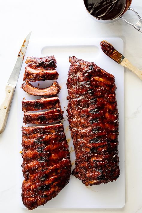 Sticky BBQ Ribs - Simply Delicious Sticky Bbq Ribs, Ribs Sauce Recipe, Bbq Ribs Marinade, Bbq Ribs In Oven, Ribs Sauce, Ribs Marinade, Blueberry Bbq Sauce, Brisket Burnt Ends, Ribs Seasoning