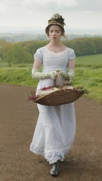 Emma. Emma 2020 Outfits, Emma Outfits Movie, Emma Movie Outfits, Jane Austen Style Dresses, Emma Woodhouse Outfits, Regency Era Hats, Emma Costumes 2020, Emma 2020 Costumes, Anya Taylor Joy Emma