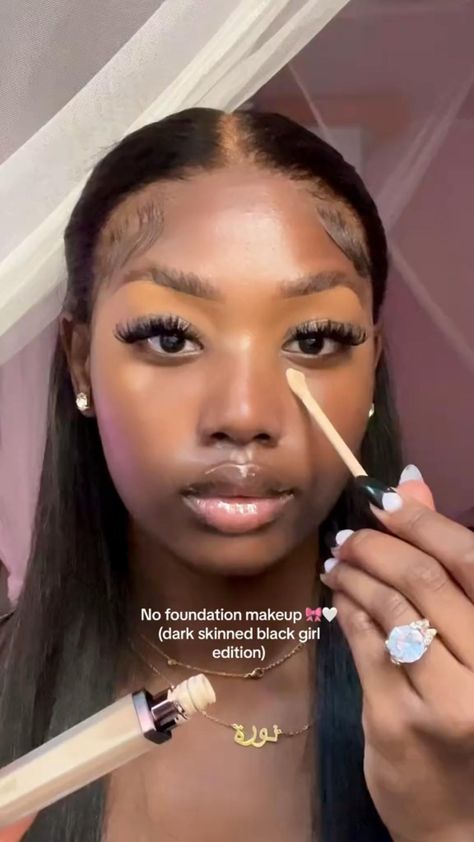 CREDS TO:@@malikanurab on tt! Pretty girl, black girl, makeup, no foundation makeup, long hair Sza Makeup Tutorial, Bright Under Eye Makeup Black Women, Makeup No Foundation, Dark Skin Makeup Tutorial, No Foundation, Makeup Tuts, Makeup Dark, Soft Makeup Looks, Makeup For Black Skin