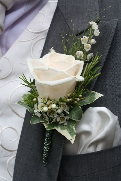 Mini Ramos, White Wax Flower, Buttonhole Flowers, Button Holes Wedding, Rose Boutonniere, Wedding Boutonniere, Corsage And Boutonniere, Corsage Prom, Prom Flowers