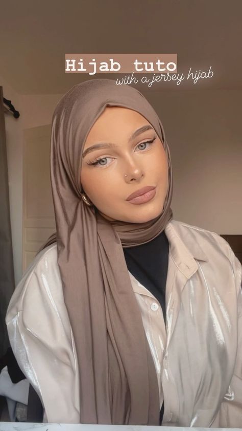 ensyaafa on Instagram: Tutorial hijab with a jersey hijab, he won’t move for the day 🤍 #hijabstyle #hijabtutorial #hijaboutfit #hijabi #hijabinspiration… Jersey Hijab Tutorial, Jersey Hijab Style, Tutorial Hijab, Jersey Hijab, Instagram Tutorial, Hijab Styles, Muslimah Aesthetic, Hijabi Girl, Hijab Tutorial