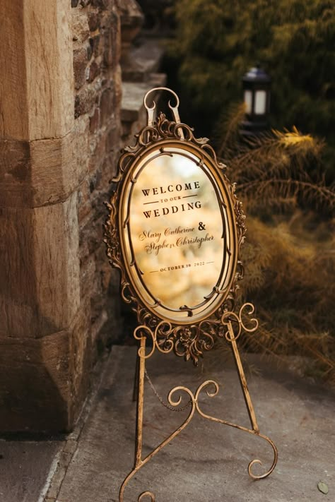 Dark Wedding Welcome Sign, Wedding Aesthetic Dark Academia, Tudor Style Wedding Decor, Memento Mori Wedding, Goth Inspired Wedding, Goth Wedding Welcome Sign, Edgy Rustic Wedding, Rustic 1920s Wedding, Moody Fall Wedding Reception