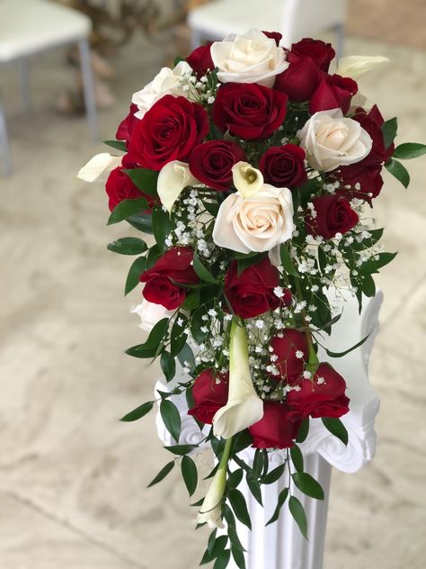 Wine Red And White Bouquet, Red Rose And White Calla Lily Bouquet, Bride Bouquets Red And White, Wedding Flowers Red And White, Red And White Bridal Bouquet, Red And White Bouquet Wedding, Bride Bouquets Red, Bridesmaid Bouquet Red, Red Roses Bridal Bouquet