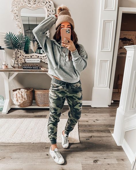 Camo Print Fleece Joggers curated on LTK Camp Joggers Outfit Women, Camo Leggings Outfit Winter, What To Wear With Camo Leggings, Camo Joggers Outfit Women, Gatlinburg Outfits, Camo Joggers Outfit, Camo Leggings Outfit, Joggers Outfit Women, Leggings Outfit Winter