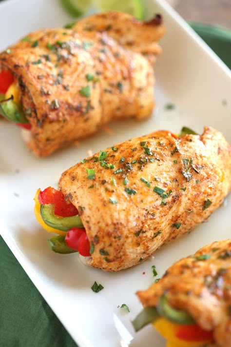 Baked Chicken Fajita Roll-Ups - Eat Yourself Skinny Chicken Roll Ups, Budget Freezer Meals, Chicken Roll, Recipes For Diabetics, Healthy Recipes For Diabetics, Chicken Rolls, Chicken Fajita, Dinner Options, Chicken Fajitas