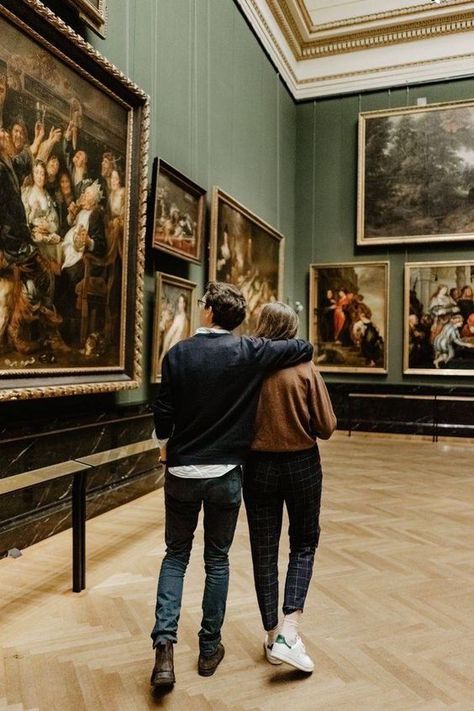 Dark Academia on Twitter: "Do you want to be my first date in a museum?… " Kunsthistorisches Museum Wien, Day Date Ideas, Museum Photography, Photo Couple, Couple Shoot, British Museum, Couple Aesthetic, Cute Couple Pictures, Couples Photoshoot