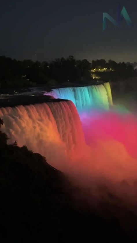 Niagara Falls illuminated at night ￼🌊 #FallsAfterDark | By Niagara Action | Facebook Niagara Falls At Night, Niagara Waterfall, Toronto Vacation, Niagara Falls New York, London Wallpaper, Nature Scene Tattoo, Tv Nature, New York Wallpaper, Nature Bookmarks