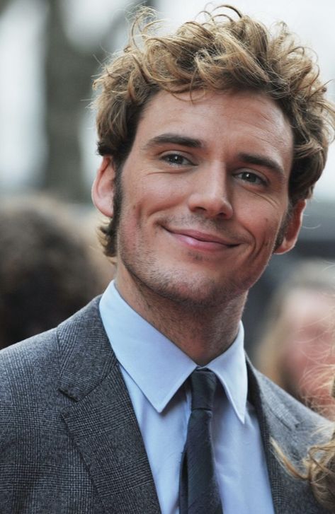 Finnick Odair Actor, Hottest Celebrity Men, Blonde Male Actors Over 30, Famous Men Actors Man Crush, Young Snow Hunger Games Buzz Cut, Actors With Brown Hair, Hot Famous Male Actors, Sam Claflin Boyfriend Material, Young Sam Claflin