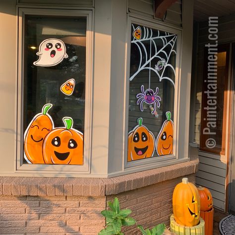 Work Window Decorations, Window Design Painting, Window Art For Classroom, Fall Halloween Window Painting, Halloween Diy Window Decorations, Halloween Painting On Windows, Happy Halloween Window Painting, October Window Display, Halloween Classroom Window Display