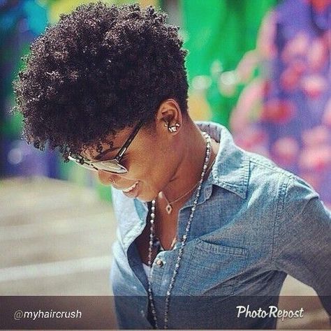 Tapered Fro Alopecia Wig, Tapered Natural Hair, Natural Hair Cuts, Tapered Hair, Tapered Haircut, Haute Hair, Beautiful Natural Hair, Pelo Afro, Curly Hair Wig