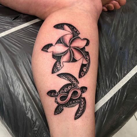 Tattoos Turtle, Turtle Tattoo Ideas, Hawaiian Turtle Tattoos, Turtle Tattoos, Hawaiian Turtle, Sea Turtle Tattoo, Turtle Tattoo Designs, Hawaiian Tattoo, Back Of Shoulder Tattoo