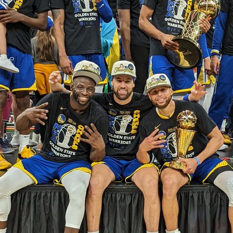 Golden State Warriors Champions 2022, Warriors 2022 Champions, Golden State Warriors Wallpapers, Green Wallpaper Hd, Splash Bros, Stephen Curry Wallpaper, Curry Wallpaper, Golden Warriors, Splash Brothers