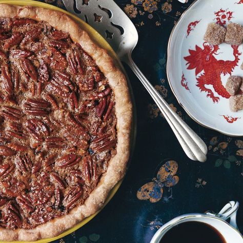 Old-Fashioned Pecan Pie Old Fashioned Pecan Pie Recipe, Chocolate Chip Pecan Pie, Pecan Pie Recipe Southern, Southern Pecan Pie, Thanksgiving Pies, Pecan Pie Recipe, Pecan Pie, Pie Recipe, Pie Crust