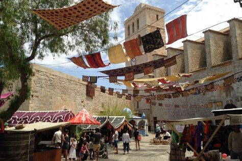 Ibiza's Medieval Festival | Ibiza Spotlight Medieval Fair, Medieval Party, Medieval Market, Medieval Festival, Medieval Aesthetic, Outdoor Market, Fantasy Aesthetic, Medieval Town, Historical Pictures