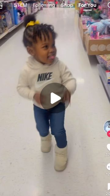 Nazear Turner on Instagram: "Here’s come cuteness for your timelines. If they doesn’t make you smile, nothing will. ❤️ #cute #adorable #wigglewiggle #cutenessoverload #playdead #turnaround #awwww #fyp" Funny Little Kids, Kids Dancers, Children Dancing, Voice Lessons, Wiggle Wiggle, Voice Lesson, Dancing Baby, Shall We Dance, Comic Relief