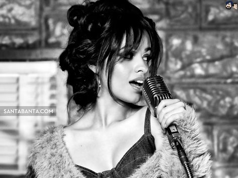 Singer Camila Cabello Wallpaper #9. Wallpapers Also available in 1024x768,1280x1024,1920x1080,1920x1200 screen resolutions. Guess Photoshoot, Portrait Photography Women, Desktop Wallpapers Backgrounds, Studio Photoshoot, Celebrity Wallpapers, Beauty Shots, Teen Vogue, Music Photography, Female Singers