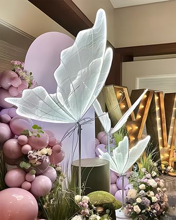 Butterfly Ceiling, Butterfly Hanging Decorations, Props For Wedding, Wedding Butterfly, Butterfly Hanging, Creative Butterfly, Butterfly Wedding, Creative Decor, Ceiling Lamp