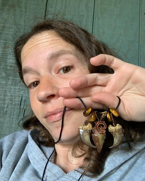 My very last bear claw necklace! Who wants it? Dm or comment to claim. Let’s make a deal! This necklace is wire wrapped with both copper and antique bronze. It includes two real bear claws, arrowhead, and tiger’s eye beads. #bearclaw #arrowheads #tigerseye #tigerseyejewelry #uniquegifts #ivjheadquarters #handmadegifts #innovatedvisionsjewelry Bear Claw Necklace Diy, Bear Tooth Necklace, Raptor Claw Necklace, Unique Handmade Arrowhead Necklace, Let’s Make A Deal, Bear Claw Necklace, Claw Necklace, Bear Claws, Eye Jewelry