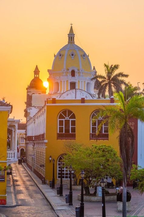 Cartagena Colombia Travel, Colombia Travel, South America Travel, Photography Color, Color Photo, Art Subject, Beautiful Places In The World, Beautiful Places To Travel, Art Color