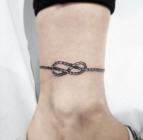 Constrictor Knot Tattoo, Knot Tattoo Rope, Figure 8 Knot Tattoo, Infinity Knot Tattoo, Rope Tattoo, Maa Tattoo, Tattoo Wedding Rings, Knot Tattoo, Strength Tattoo