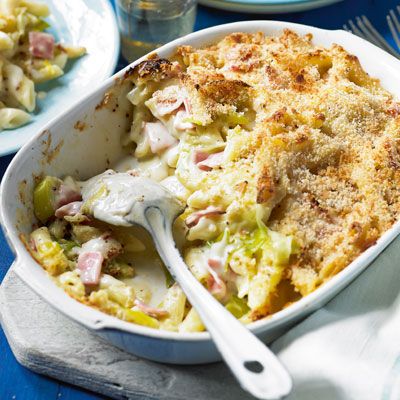 Leeks Pasta Recipe, Ham Cabbage, Ham Rice, Honey Roast Ham, Sausage Pasta Recipe, Ham And Cabbage, Leek Pasta, Ham Pasta, Roasted Ham