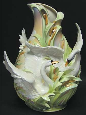 Swan Vase, Franz Porcelain, Franz Collection, Porcelain Lamp, Ceramics Pottery Art, Porcelain Jewelry, Porcelain Art, Antique Porcelain, Glass Ceramic