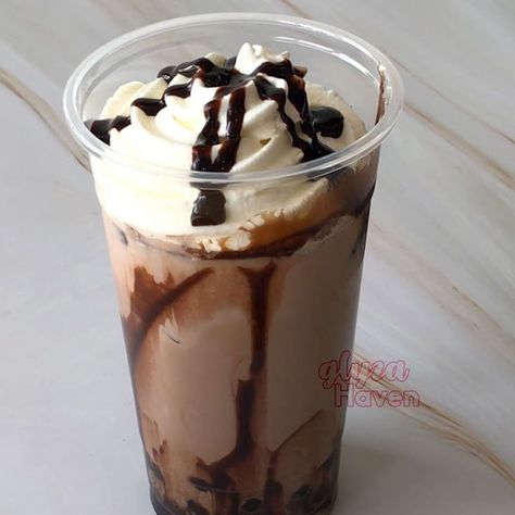 Milo Pearl Shake quick recipe you can try at home Ingredients: 4 small packs Milo 2 Cups Fresh Milk or Evaporated Milk 1 Cups Cubed Iced 1/2 Cup Cooked Black Pearl 1 TBSP Condensed Milk optional chocolate syrup and whipped cream Milo Drink, Chocolate Syrup, Fresh Milk, Evaporated Milk, Dessert Drinks, Condensed Milk, Quick Recipes, Black Pearl, 2 Cups