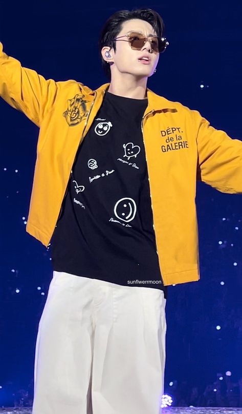 k ⁷ 🌙🍄🧚🏼 on Twitter: "im done gate keeping this one… " Jungkook Casual, Jungkook Yellow Jacket, Jungkook Orange Shirt, Jungkook In Yellow, Jungkook Yellow Aesthetic, Jungkook Background, Jungkook 2021 Concert, Dance Concert, Jungkook Wallpaper