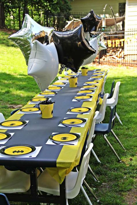 Batman Birthday Party Decorations, Batman Party Foods, Batman Party Games, Batman Party Ideas, Batman Birthday Party Ideas, Batman Furniture, Lego Batman Birthday Party, Batman Theme Party, Batman Party Supplies