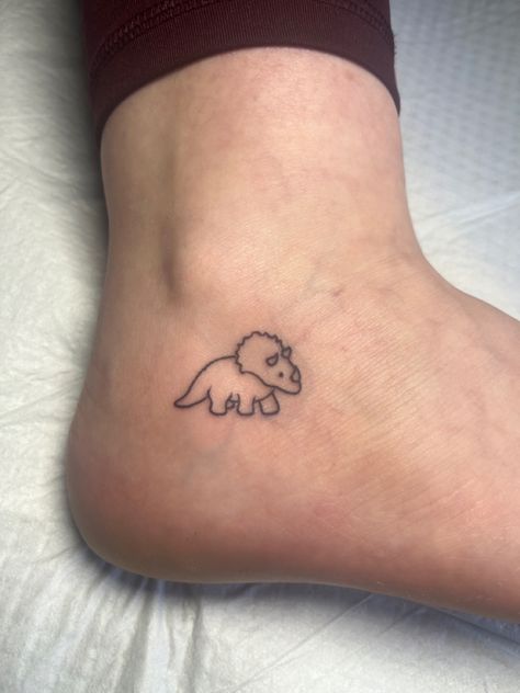 Pterosaur Tattoo, Simple Dino Tattoo, Mini Triceratops Tattoo, Micro Dinosaur Tattoo, Lil Dinosaur Tattoo, Brachiosaurus Tattoo Cute, Pterodactyl Tattoo Cute, Small Triceratops Tattoo, Stegasorus Tattoo