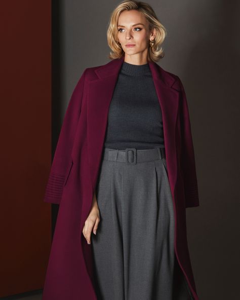 Wrap yourself in timeless luxury crafted from the finest Baby Alpaca wool in Plum Berry. Experience warmth, style, and sophistication for every occasion. #SENTALER #SENTALERSeason Plum Outfit, Wool Coat Outfit, Personal Color, Purple Outfits, Timeless Luxury, Coat Outfits, Baby Alpaca, Alpaca Wool, Wool Coat