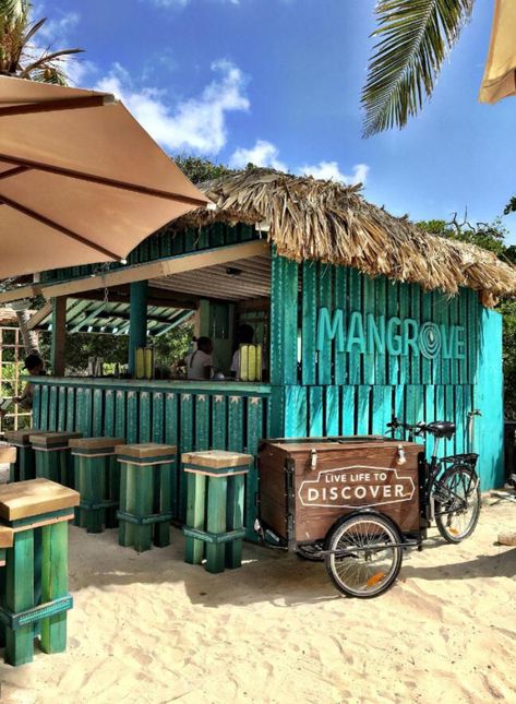 Outdoor Beach Bar Ideas, Beach Bars Design, Beach Restaurant Exterior, Beach Bar Ideas, Beach Cafe Interior, Beach Bar Decoration, Tropical Bar Design, Beach Cafe Design, Beach Bar Design Ideas