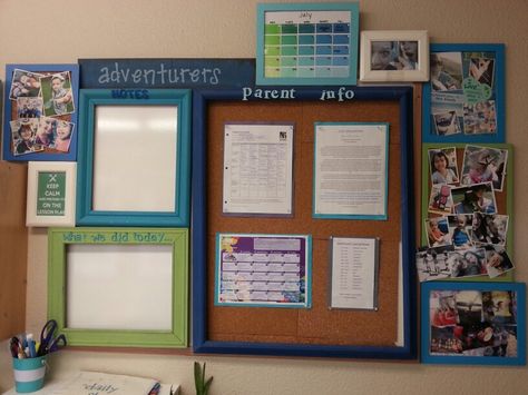 Board Preschool Ideas, Parent Board Preschool, Parent Info Board, Schedule Classroom, Classroom Parent, Classroom Daily Schedule, Daycare Room Ideas, Preschool Set Up, Classroom Preschool