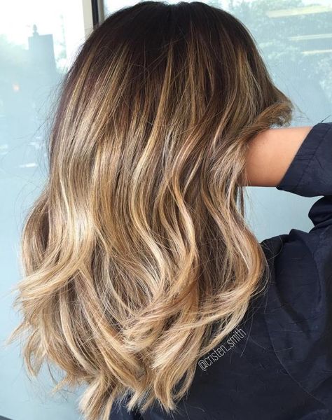 50 Greatest Balayage Hair Ideas for Your Next Salon Visit Blonde Balayage Mid Length, Natural Blonde Balayage, Balayage Long Hair, Ash Blonde Balayage, Bronde Balayage, Hair Brunette, Balayage Hair Dark, Balayage Blonde, Dark Hair With Highlights