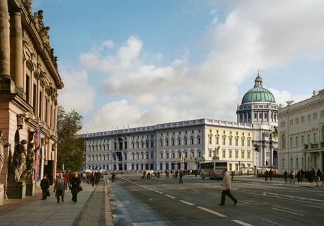 Humboldt Forum, Berlin Palace, Museum Island, New Palace, German Architecture, East Berlin, Berlin City, Classic Architecture, European History