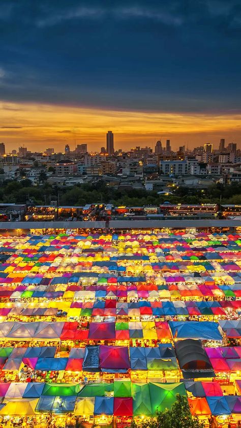 Bangkok Night Market, Thai Night Market, Thailand Night Market, Thailand Market, Bangkok Market, Train Night, Women Relaxing, Bangkok Tourist, Bangkok Shopping